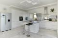 Villa White