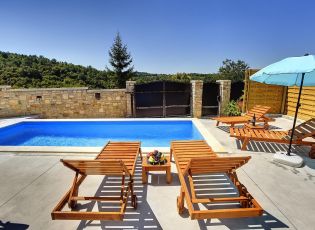 Villa Beram