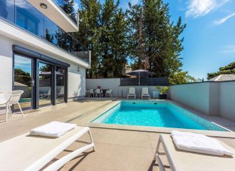 Holiday Oasis 2