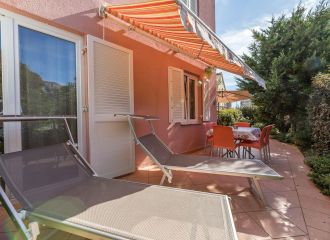 Villa Lovorka 2