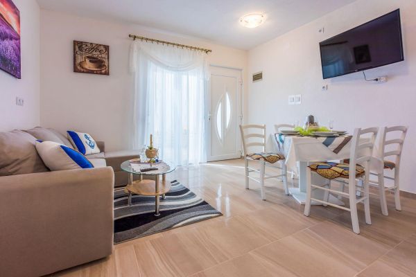 Apartment Stupar 4