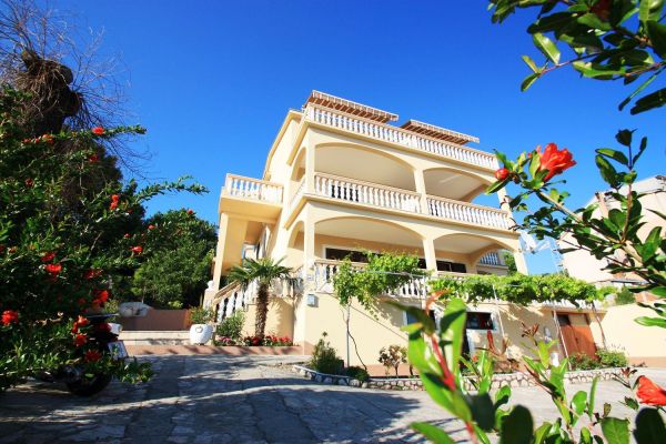 Apartment Pavica 3