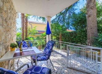 Apartment Danica Dramalj 1