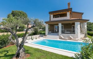 Villa Mikela