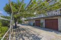 Apartment Leonarda 1