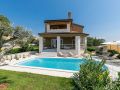 Villa Mikela