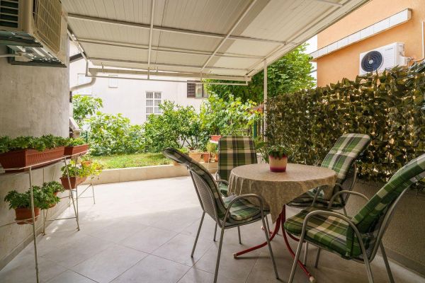 Apartment Abacia 2