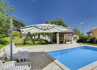 Villa Semy