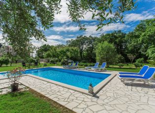 Apartment Adelia 2